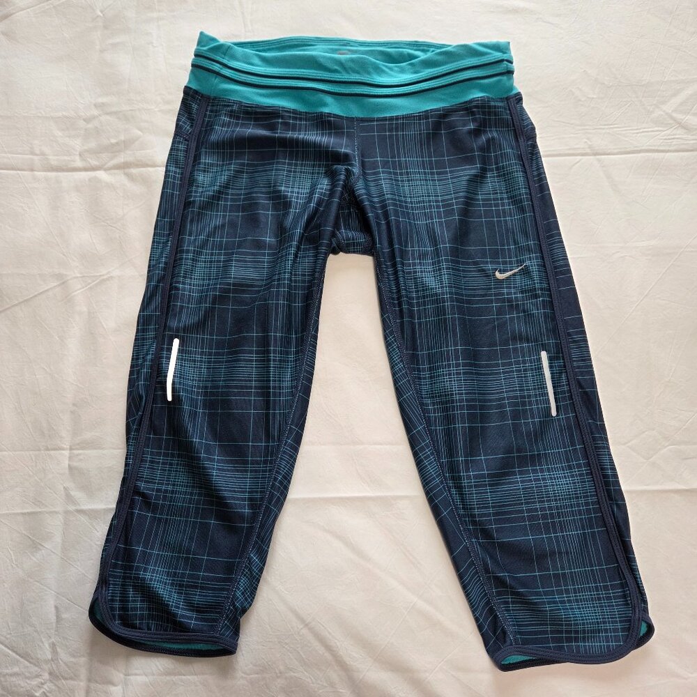 Nike Cropped Navy Blue and Turquoise Leggings